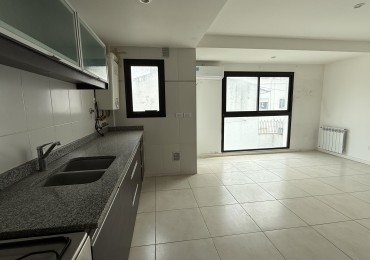 ALQUILER PH 2 AMB CON COCHERA LA PERLA NORTE RESERVADO